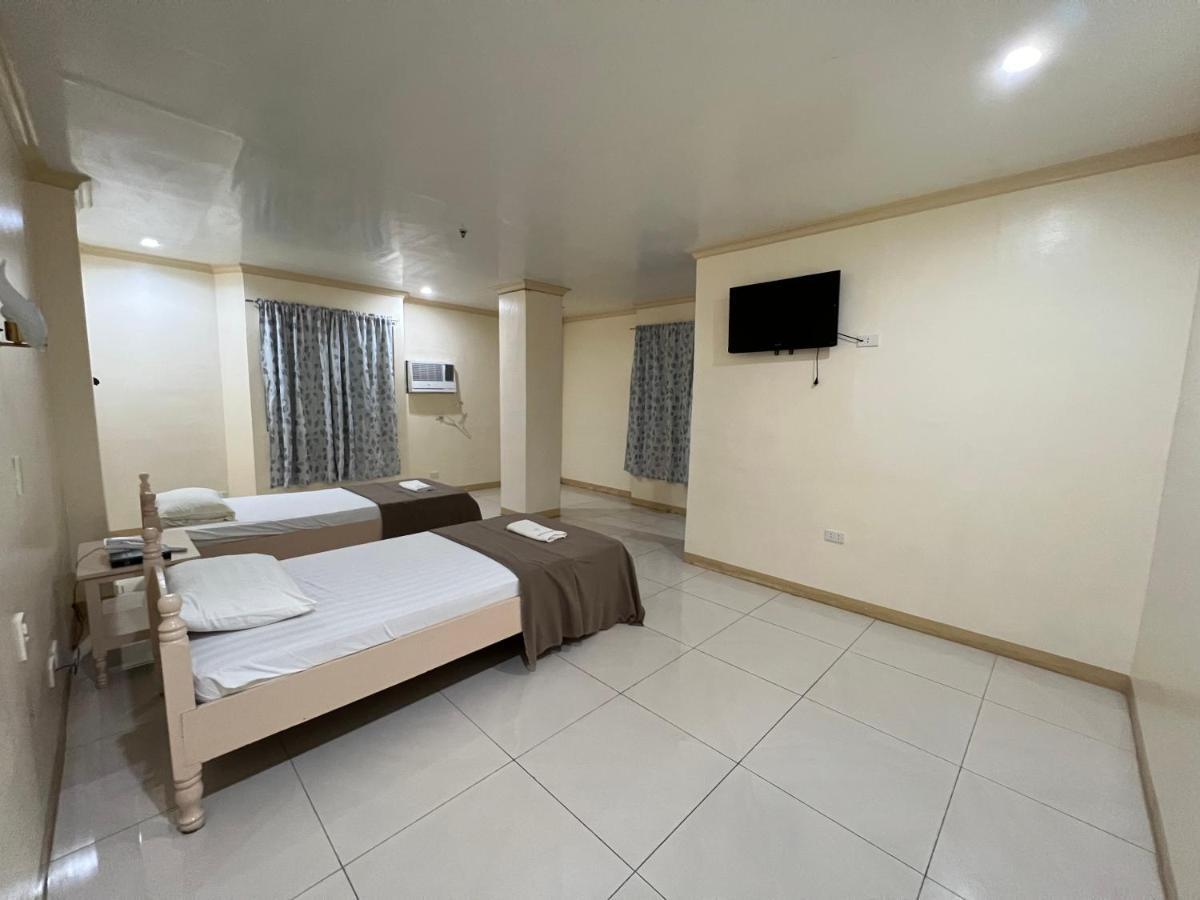 La Elliana Hotel & Restaurant, Inc. Laoag Eksteriør bilde